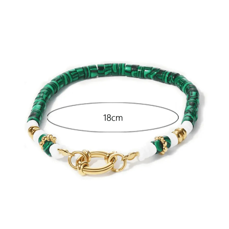 Serenity bracelet; Emerald green bracelet; Green quartz crystals; Healing energy bracelet; Calming bracelet; Natural quartz jewelry; Green gemstone bracelet; Crystal healing jewelry; Serenity and balance; Elegant green bracelet; Quartz crystal bracelet; Mindful jewelry; Spiritual healing; Green quartz benefits; Tranquil energy; Serenity and peace;