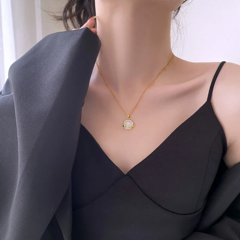 Shining Planet necklace; Luxurious white quartz jewelry; Elegant quartz necklace; White quartz gemstone necklace; Dazzling white quartz pendant; Statement jewelry piece; Artisan-crafted necklace; Nature-inspired luxury; Crystal quartz necklace; Unique gemstone pendant; Shining quartz design; White quartz for elegance;