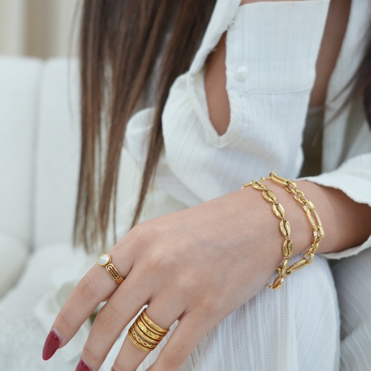 Adjustable Royale ring; elegant 18k gold plating; luxurious design for every occasion; perfect for stacking with other rings; versatile fit for all finger sizes; timeless piece for modern jewelry lovers; ideal for both casual and formal wear; a statement of sophistication; handcrafted with attention to detail; a thoughtful gift for special moments; complements any jewelry collection; combines classic style with contemporary flair; adjustable comfort for daily wear; enhances your personal style;