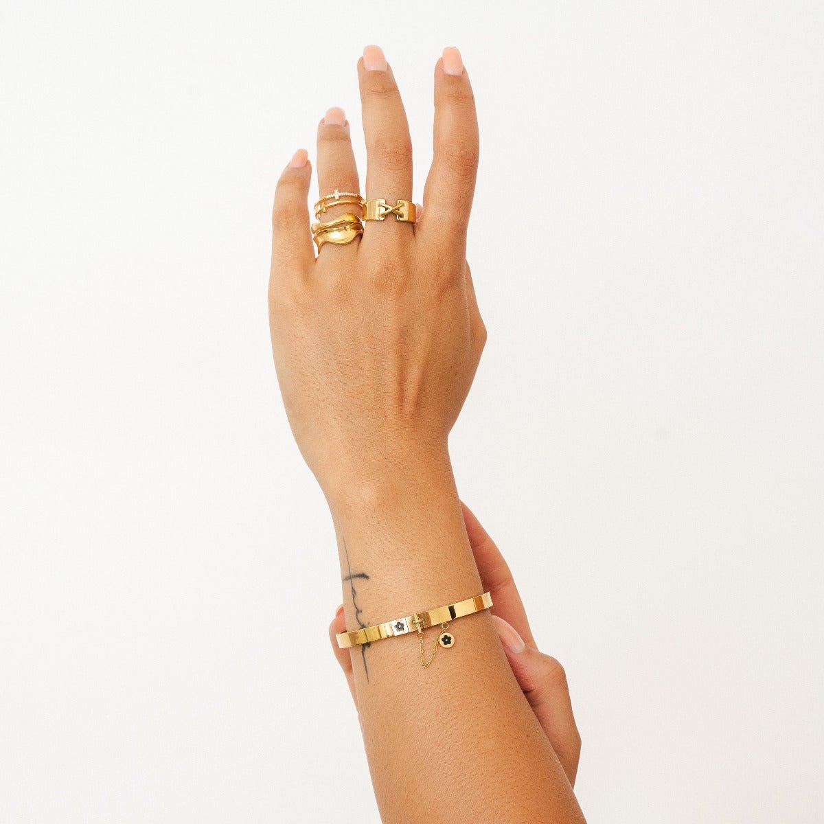 Bracciale con ciondoli placcato oro 18 carati | San Lazuli