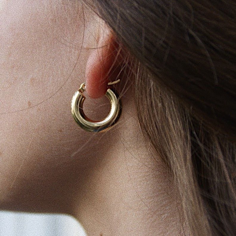 gold-plated earrings; elegant gold-plated earrings; handcrafted gold-plated earrings; gold jewellery; gold hoop earrings; artisanal gold-plated earrings; classic gold-plated earrings; chic gold-plated earrings; designer gold-plated earrings; minimalist gold-plated earrings; gold drop earrings; high-quality gold-plated earrings; fashionable gold-plated earrings; gold-plated stud earrings; stylish gold-plated earrings; premium gold-plated earrings; luxurious gold-plated earrings; exquisite gold-plated earring