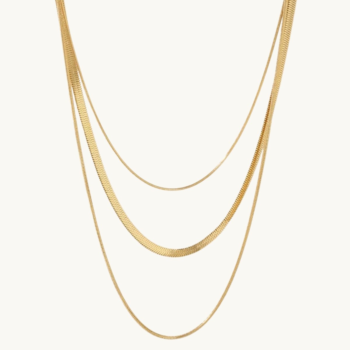 gold-plated necklace; elegant gold-plated necklace; handcrafted gold-plated necklace; gold jewellery; gold chain; artisanal gold-plated necklace; classic gold-plated necklace; chic gold-plated necklace; designer gold-plated necklace; minimalist gold-plated necklace; gold pendant necklace; high-quality gold-plated necklace; fashionable gold-plated necklace; gold-plated necklace gift; stylish gold-plated necklace; premium gold-plated necklace; luxurious gold-plated necklace; exquisite gold-plated necklace; go