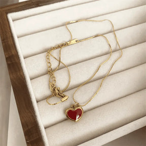 Elegant necklace; Minimalist jewelry; Delicate necklace; Simple elegance; Stylish minimalist necklace; Everyday wear necklace; Chic and sophisticated; Lightweight jewelry; Timeless design; Minimalist pendant; Elegant fashion accessory; Subtle beauty; Versatile necklace; Minimalist style; Elegant layering piece; Perfect gift for her; Modern jewelry design;