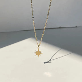 Elegant necklace; Minimalist jewelry; Delicate necklace; Simple elegance; Stylish minimalist necklace; Everyday wear necklace; Chic and sophisticated; Lightweight jewelry; Timeless design; Minimalist pendant; Elegant fashion accessory; Subtle beauty; Versatile necklace; Minimalist style; Elegant layering piece; Perfect gift for her; Modern jewelry design;