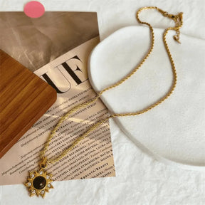 Elegant necklace; Minimalist jewelry; Delicate necklace; Simple elegance; Stylish minimalist necklace; Everyday wear necklace; Chic and sophisticated; Lightweight jewelry; Timeless design; Minimalist pendant; Elegant fashion accessory; Subtle beauty; Versatile necklace; Minimalist style; Elegant layering piece; Perfect gift for her; Modern jewelry design;