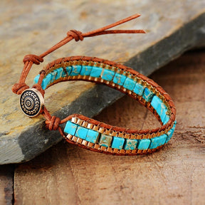 Bohemian natural stones bracelet; Turquoise and lapis lazuli bracelet; Handcrafted gemstone jewelry; Unique boho-chic design; Artisan-crafted accessory; Ethically sourced natural stones; Gift for bohemian style lovers; Stylish and vibrant for everyday wear; Durable and fashionable; Beautifully combined turquoise and lapis lazuli; Unique statement piece; Bracelet for layering; Lightweight and comfortable; Ideal for casual and formal occasions;