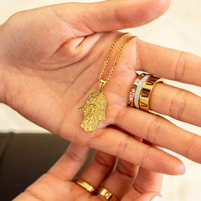 Triple band Roman numeral ring; 18K gold-plated Roman numeral ring; Triple band gold ring; Roman numeral jewelry; Gold Roman numeral ring; 18K gold statement ring; Triple band fashion ring; Roman numeral gold-plated ring; Elegant Roman numeral band; Unique triple band ring; Classic Roman numeral design; 18K gold ring with numerals; Minimalist Roman numeral jewelry; Trendy gold Roman numeral ring; Triple band luxury ring; Modern Roman numeral design; Triple band 18K gold jewelry;
