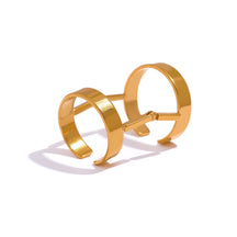 adjustable ring; articulated ring; 18k gold plated ring; elegant adjustable jewelry; versatile gold ring; luxury gold accessory; adjustable fit; stylish and unique design; perfect for every finger; fashion-forward ring; modern gold ring; high-quality gold finish; perfect gift for her; minimalist yet bold; durable and adjustable; chic and comfortable; everyday elegance; sophisticated and trendy; statement jewelry; gold-plated perfection; handcrafted jewelry; 