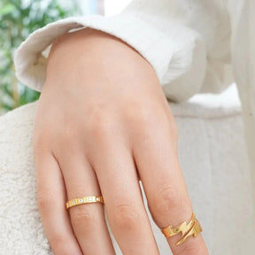 block stone ring; 18k gold-plated jewelry; elegant stone design; unique block ring; stylish stone ring; handcrafted gold accessory; trendy block stone ring; fashionable jewelry piece; perfect gift for her; luxurious gold ring; versatile stone ring; modern design ring; beautiful gold-plated ring; timeless jewelry piece; sophisticated stone design; lightweight and comfortable wear; chic gold accessory; stunning block stone ring; statement piece of jewelry; exquisite craftsmanship; perfect for stacking; 