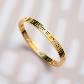 Pulseira de algarismos romanos banhada a ouro 18K | São Lazuli
