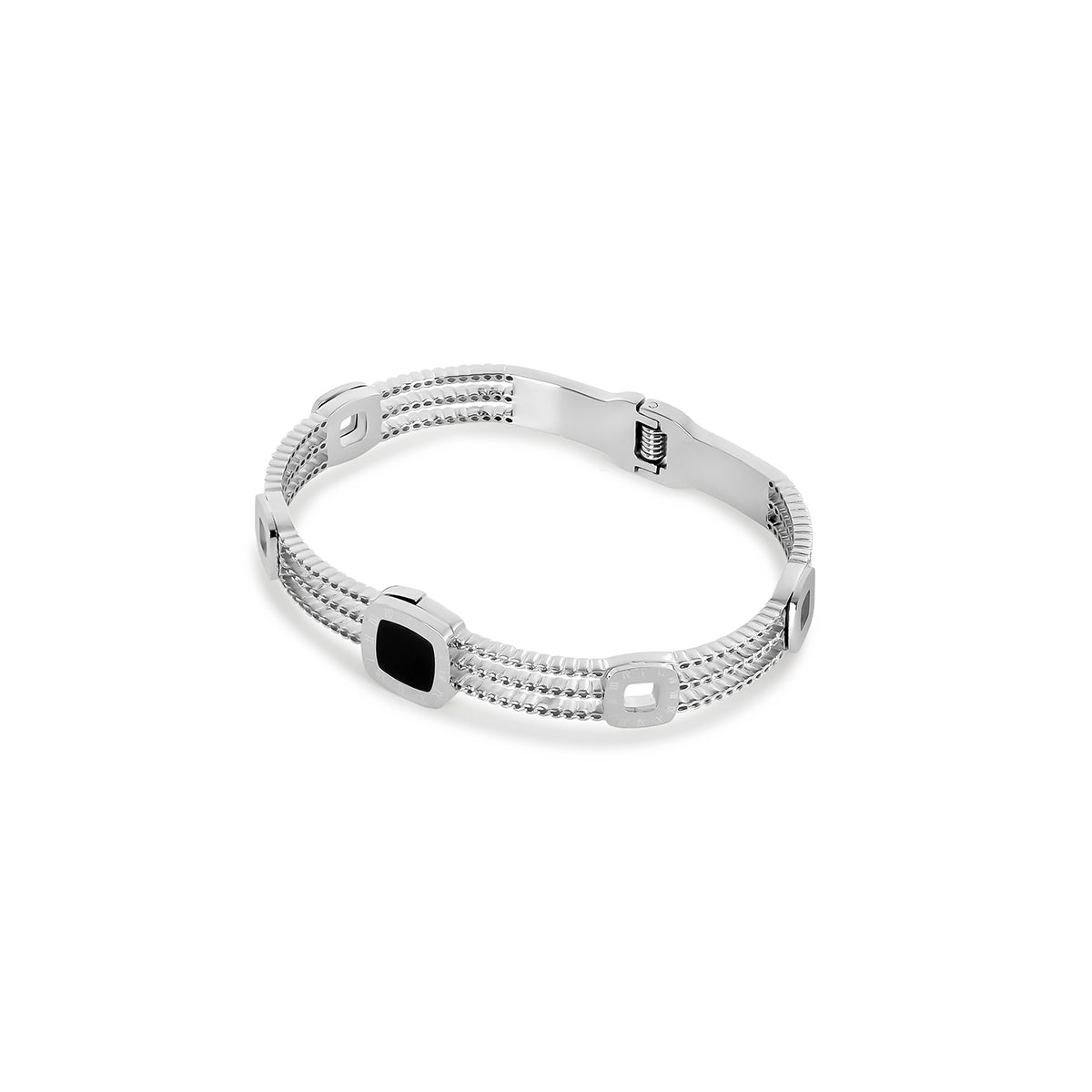 Silver bracelet; elegant accessory; discreet luxury; sophisticated fashion; refined style; silver shine; delicate jewellery; luxurious detail; elegant design; impeccable finish; perfect gift; timeless fashion; versatile accessory; classic beauty; subtle glamour; feminine style; high quality; exclusive piece; silver charm; touch of elegance.