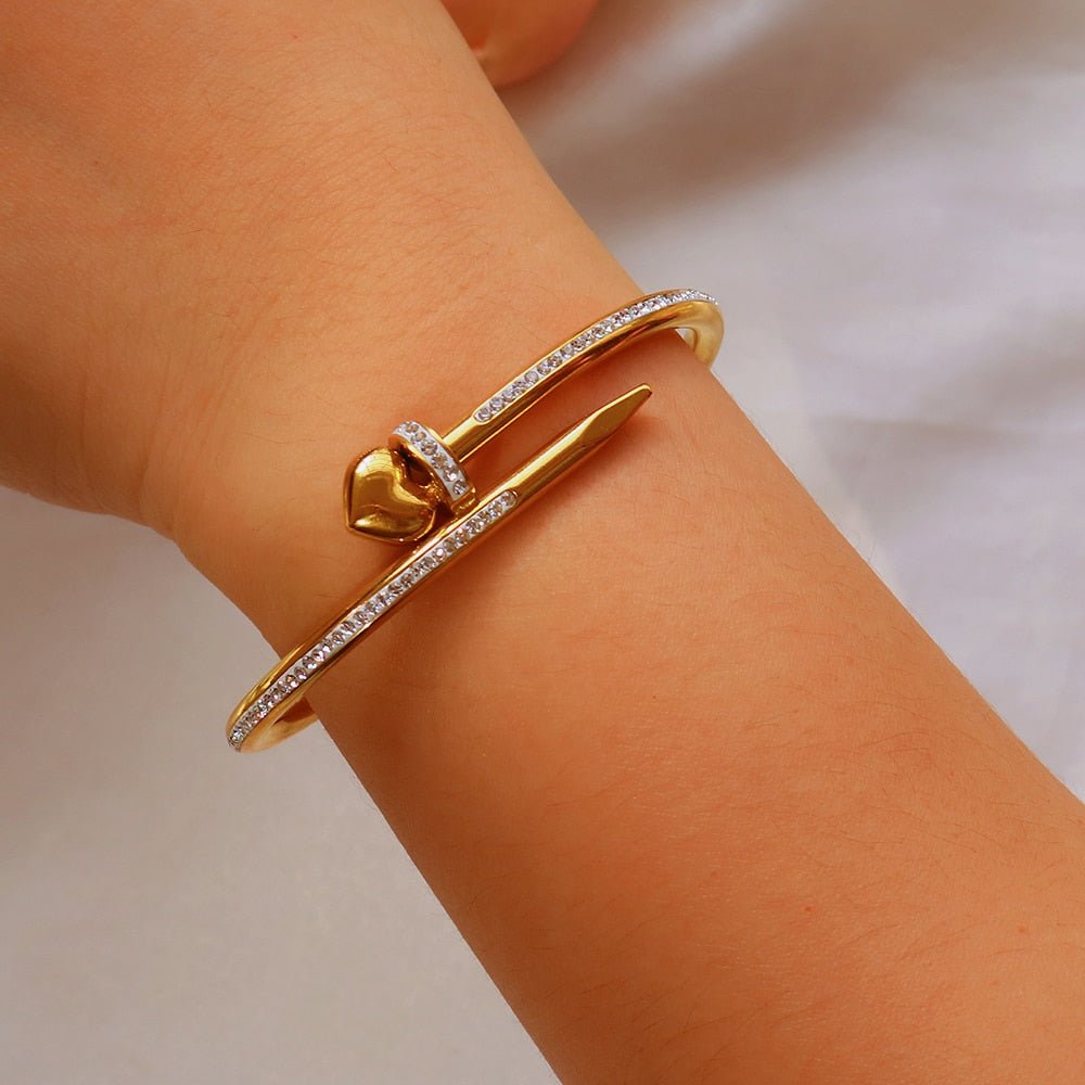 gold-plated bracelet; elegant gold-plated bracelet; handcrafted gold-plated bracelet; gold jewellery; gold bangle; artisanal gold-plated bracelet; gold wrist accessory; classic gold-plated bracelet; chic gold-plated bracelet; designer gold-plated bracelet; minimalist gold-plated bracelet; gold charm bracelet; high-quality gold-plated bracelet; fashionable gold-plated bracelet; gold-plated bracelet gift; stylish gold-plated bracelet; premium gold-plated bracelet; gold-plated wristwear; luxurious gold-plated 