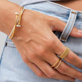 Pulseira de unhas banhada a ouro 18K com zircônias | São Lazuli