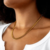 gold-plated necklace; elegant gold-plated necklace; handcrafted gold-plated necklace; gold jewellery; gold chain; artisanal gold-plated necklace; classic gold-plated necklace; chic gold-plated necklace; designer gold-plated necklace; minimalist gold-plated necklace; gold pendant necklace; high-quality gold-plated necklace; fashionable gold-plated necklace; gold-plated necklace gift; stylish gold-plated necklace; premium gold-plated necklace; luxurious gold-plated necklace; exquisite gold-plated necklace; go