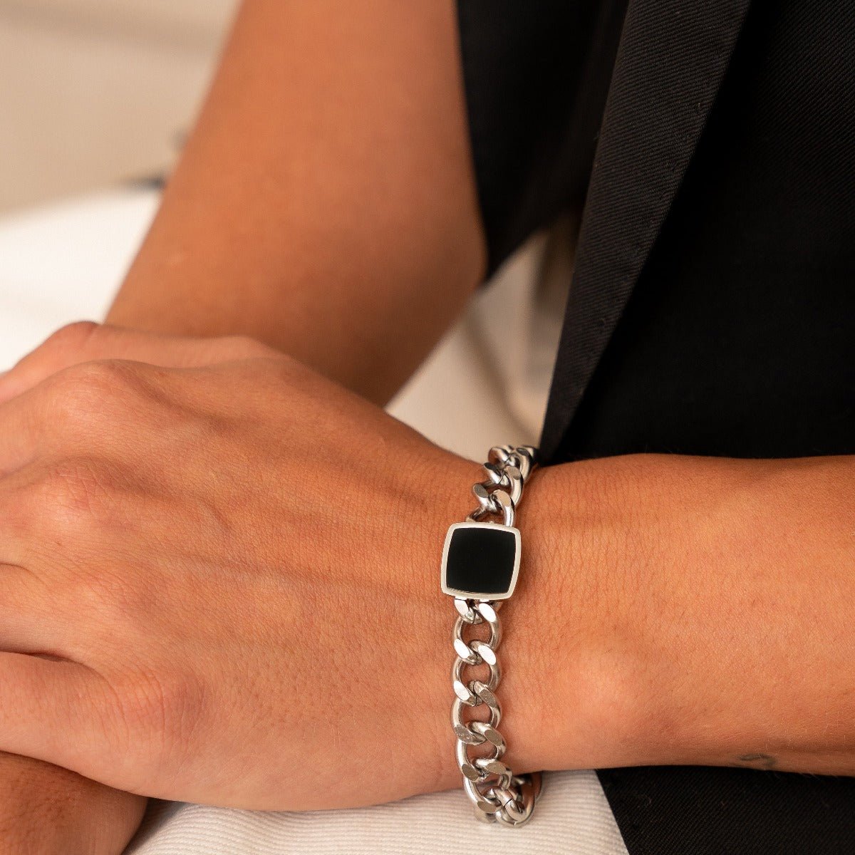 Silver Chain Bracelet with Onyx Pendant | Saint Lazuli